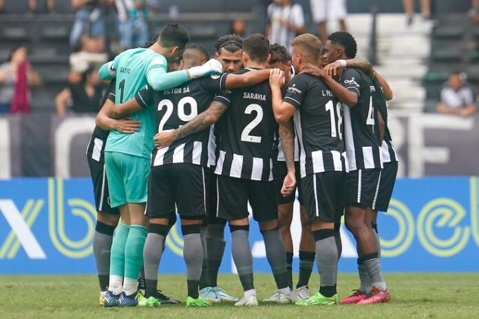 El Botafogo de Luís Castro empata en el 12º puesto del Brasileirão