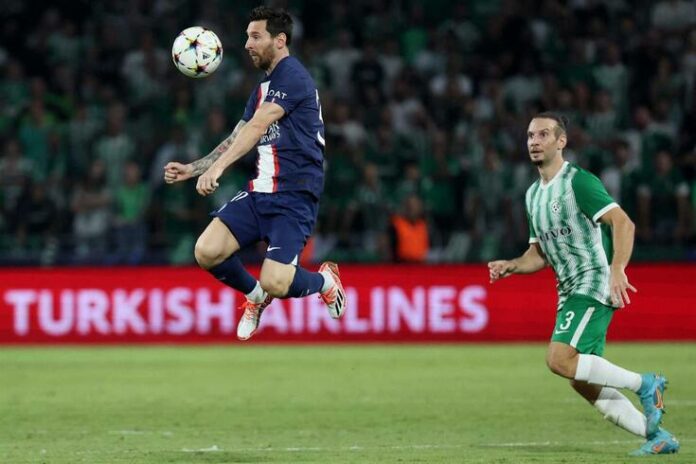 Messi con la camiseta del PSG