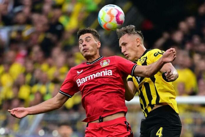 Schick, con la camiseta del Bayer Leverkusen