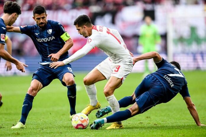 André Silva con la camiseta del Leipzig