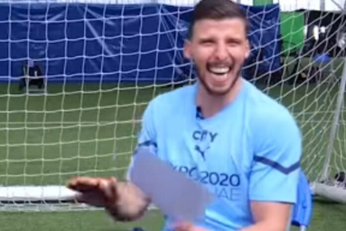 Rúben Dias y Ederson tuvieron un duelo de expresiones y Cancelo estuvo muy acertado: ver el vídeo